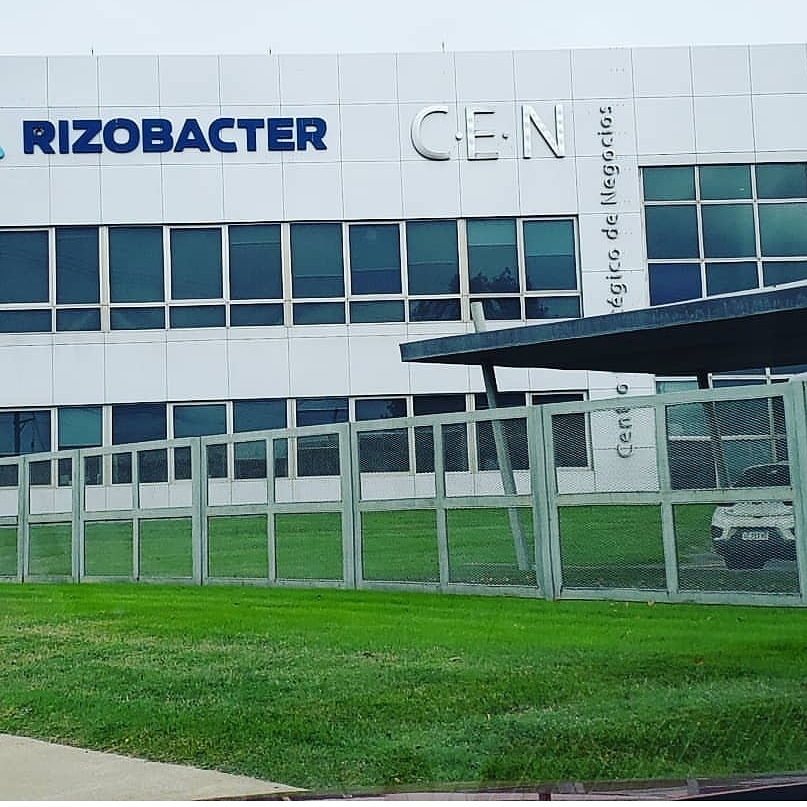 Hoy visitamos nuestro cliente Rizobacter, para #planificar y analizar nuevos #proyectos. Gracias por la confianza Bioceres Semillas, Indear.